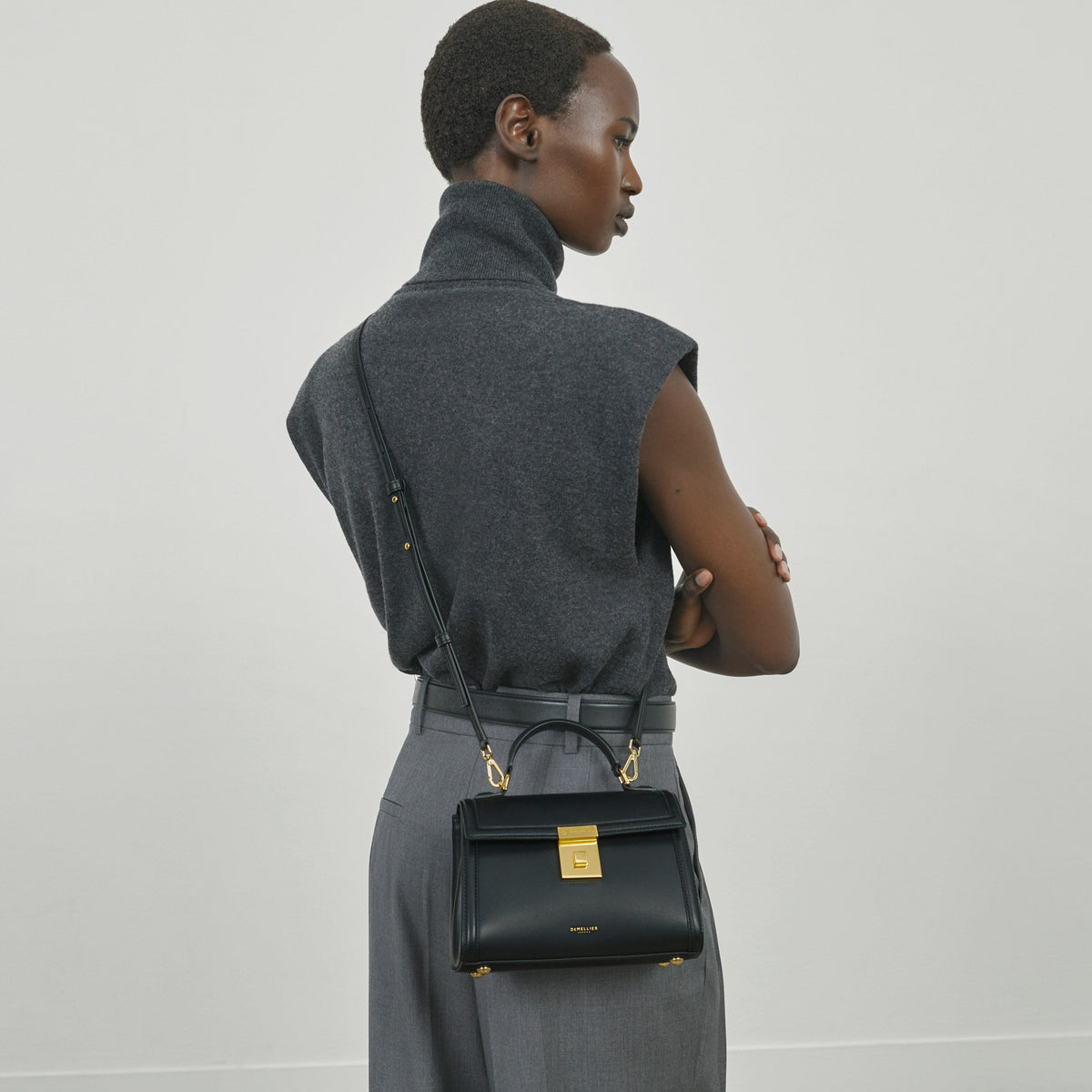 The Paris - black smooth -