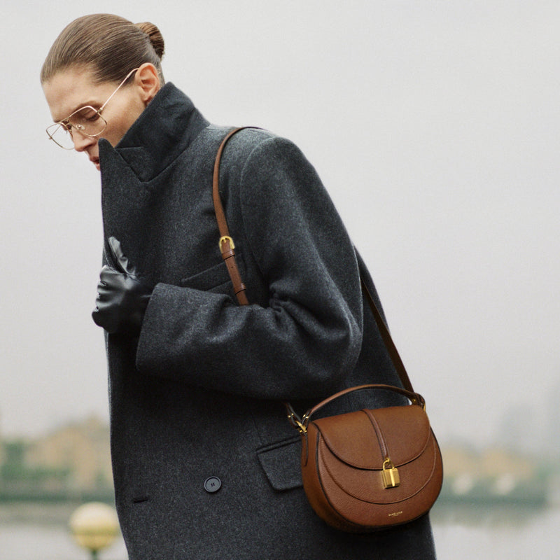 The Siena Saddle - tan small grain -