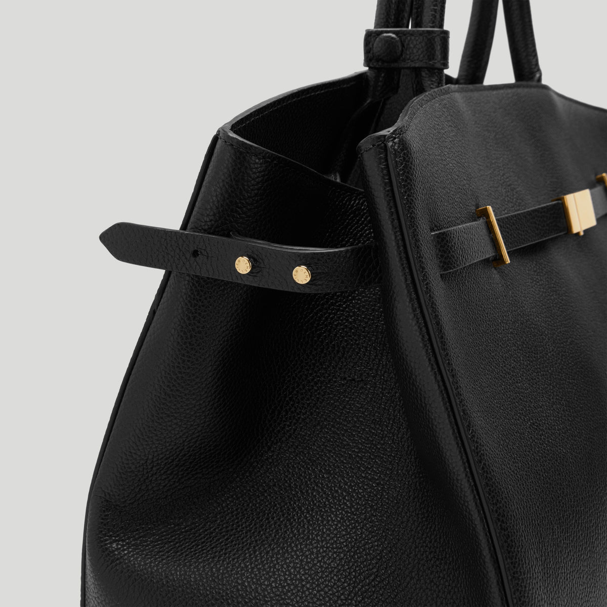 The Hudson - black small grain -