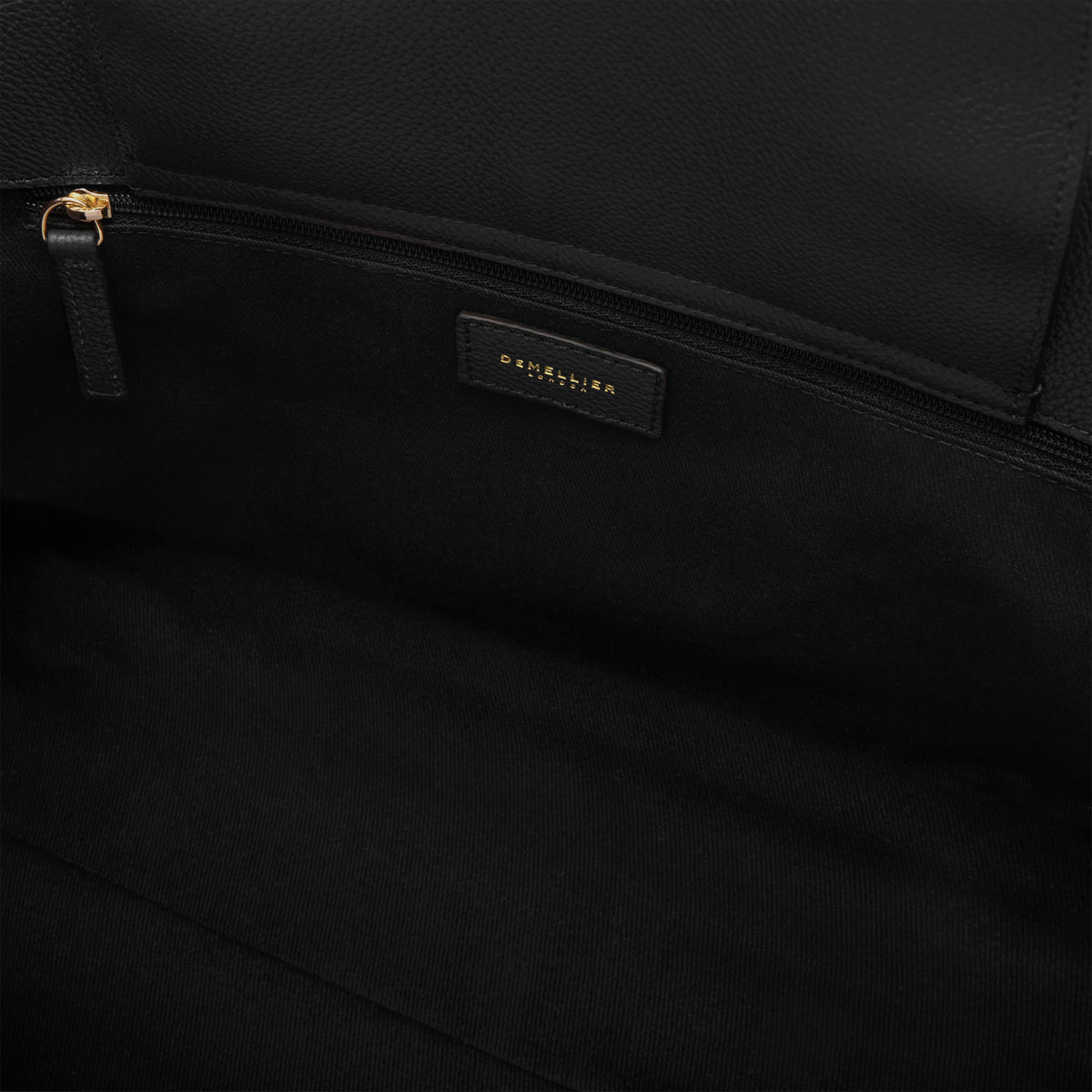 The Midi Hudson - black small grain -